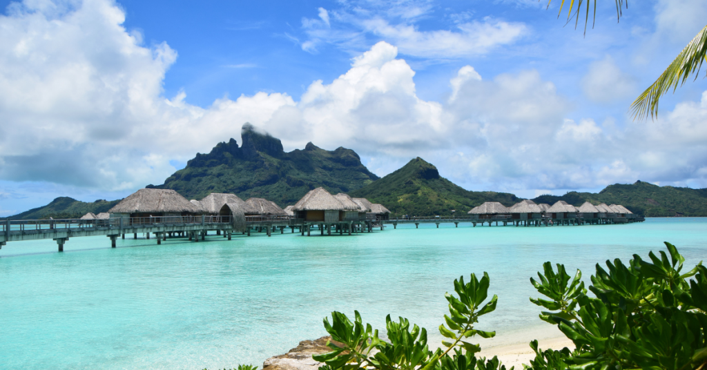 Beautiful Bungalows in Bora Bora To Rent, Cost Of living in Bora Bora and Rent In Bora Bora Explained